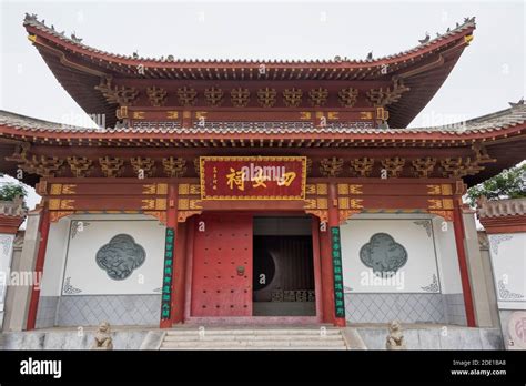  ¿Buscas un encuentro con la historia en Dezhou? ¡El Templo de la Diosa del Río es una joya que no te puedes perder!