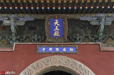  ¡Descubre la majestuosidad histórica y espiritual del Templo Longxing en Langfang!