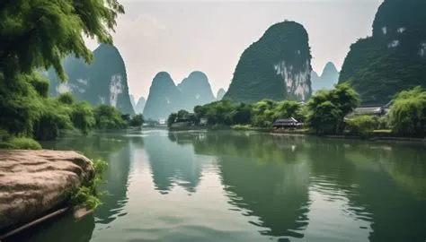  ¡El Monte Guilin: Una Maravilla Natural Escondida en Hechi!